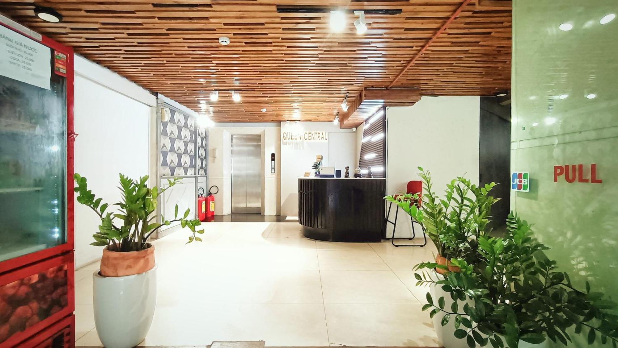 Queen Central Apartment Hotel โฮจิมินห์ซิตี้ ภายนอก รูปภาพ